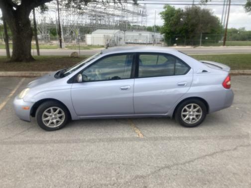 Photo 1 of 6 of 2002 Toyota Prius Base